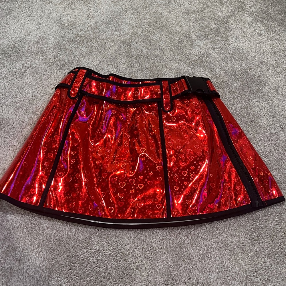 Dolls Kill size M red heart shiny skirt rave